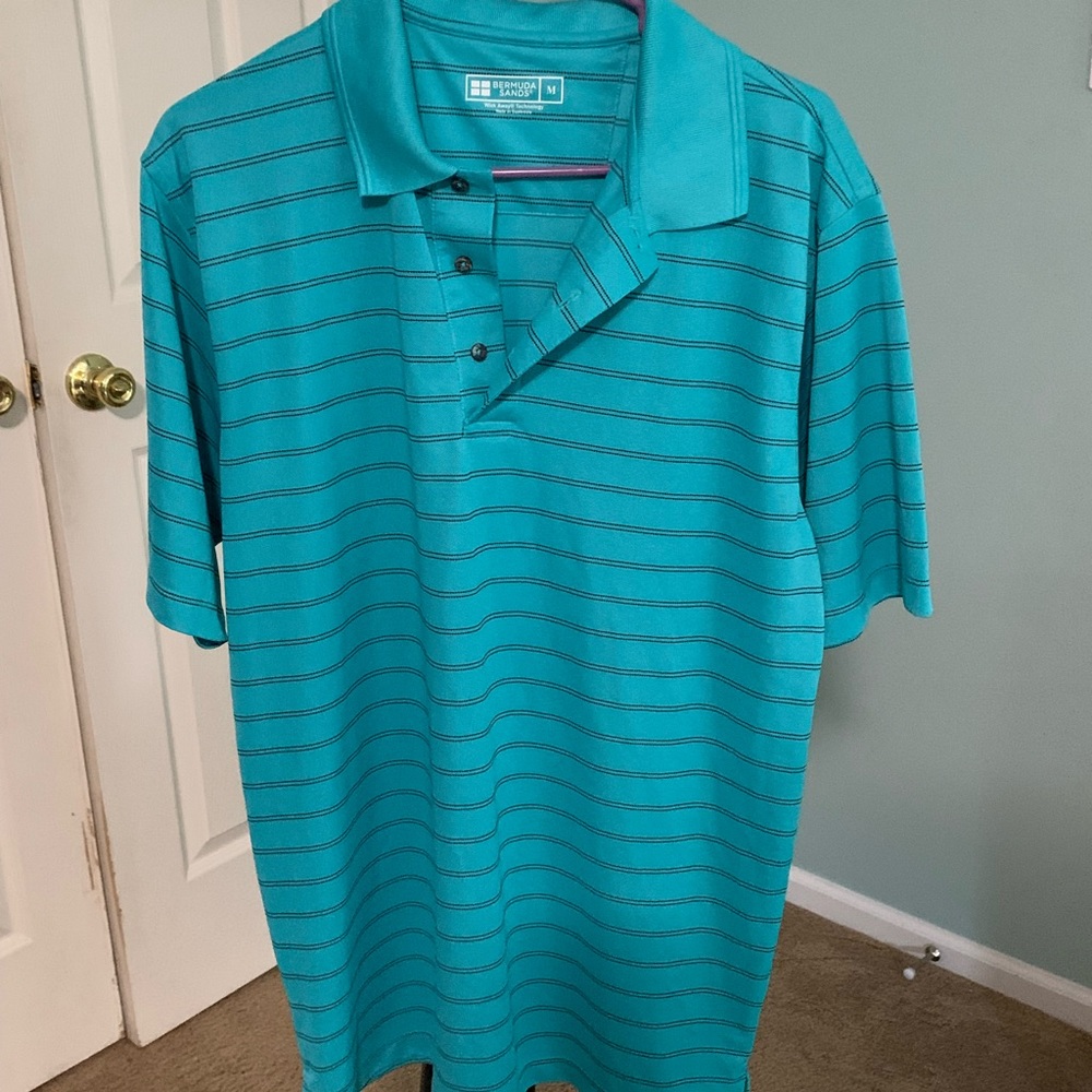 Dry-fit polo, barely worn